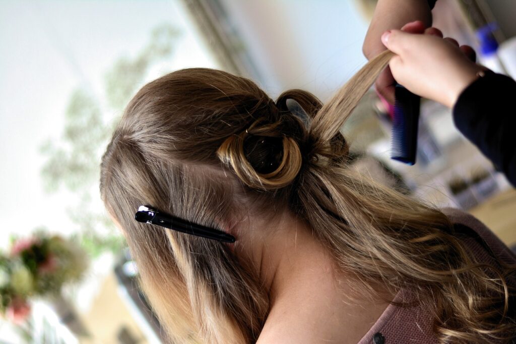hair, hairdresser, barber, beauty shop, hairstyle, comb, lure, hair care, barbershop, curling iron, hairdresser, barber, hair care, hair care, hair care, hair care, hair care, barbershop, curling iron